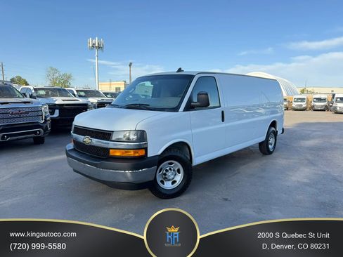 Used 2018 Chevrolet Express 3500 Extended w/ Driver Convenience Package RWD image 1