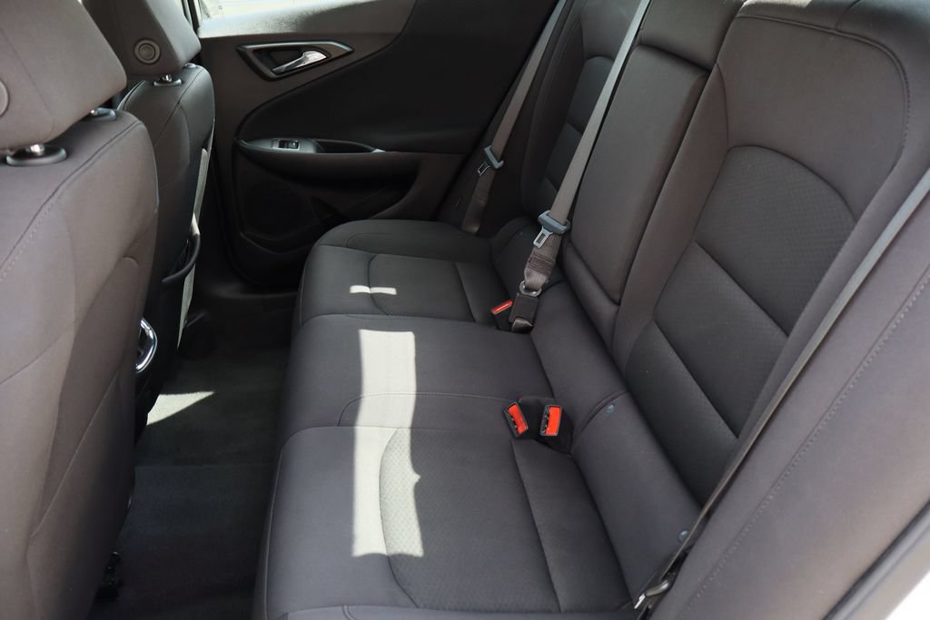 Used 2025 Chevrolet Malibu LT FWD image 24