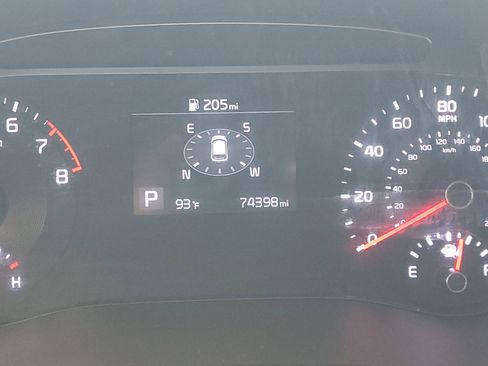 Used 2022 Kia Soul GT-Line FWD image 25