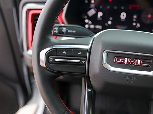 Used 2024 GMC Canyon AT4X image 15