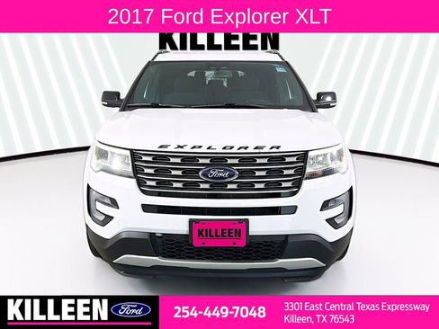 Used 2017 Ford Explorer XLT w/ Equipment Group 201A image 2