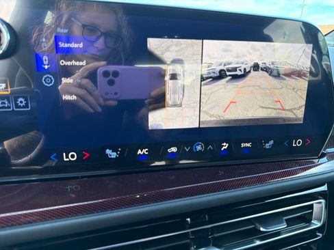 New 2026 Chevrolet Traverse Z71 w/ Enhanced Driving Package AWD/4WD image 20
