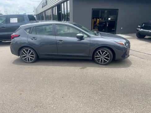Used 2024 Subaru Impreza 2.0i Sport AWD/4WD image 2