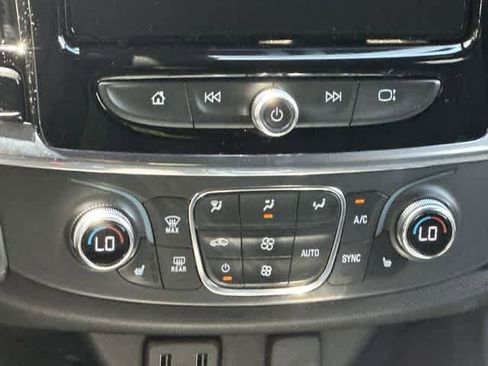Used 2023 Chevrolet Traverse LT AWD/4WD image 15