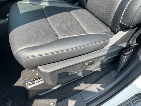 New 2025 Ford F150 Lariat w/ Equipment Group 501A Mid image 26