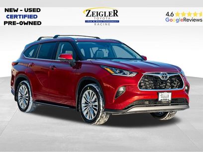 New 2026 Toyota Highlander Platinum