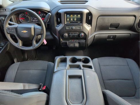 Used 2019 Chevrolet Silverado 1500 Custom w/ Custom Convenience Package image 24
