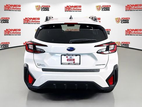 Certified 2024 Subaru Crosstrek 2.0i Premium image 14
