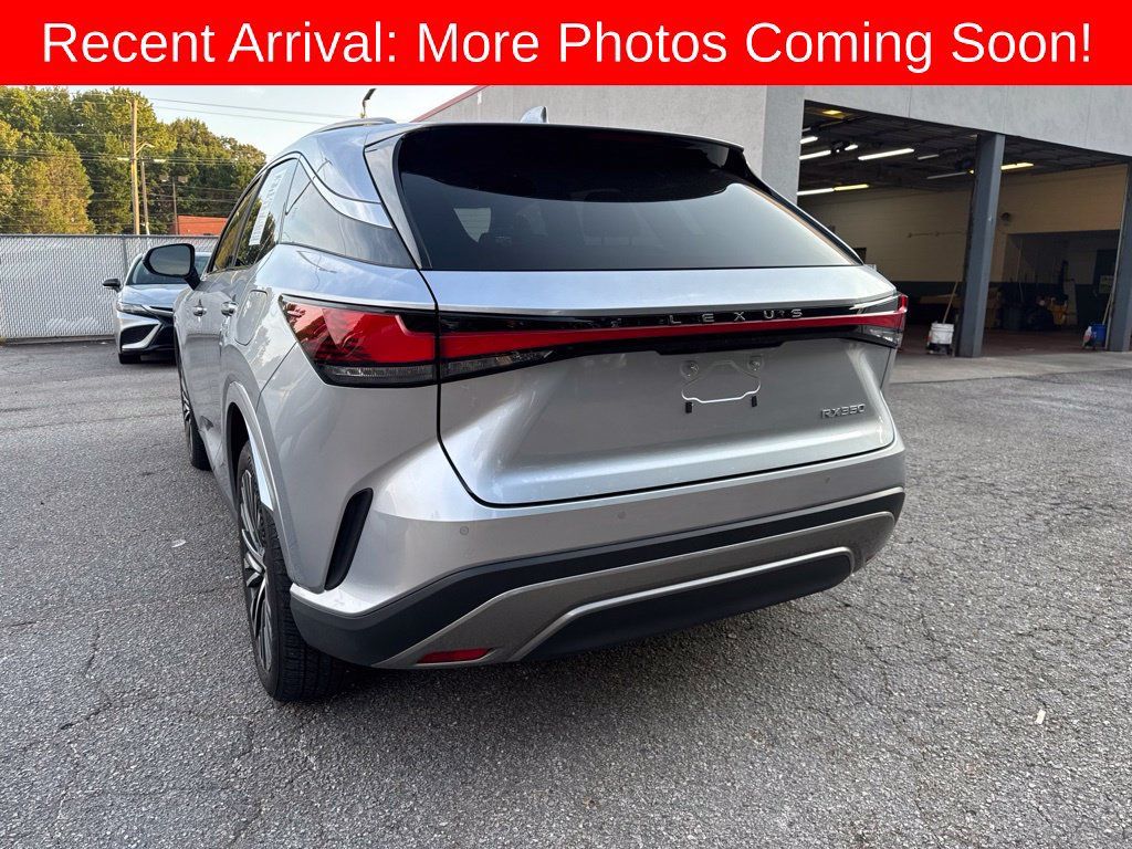 Used 2023 Lexus RX 350 Premium Plus w/ Accessory Package (Z1) FWD image 3
