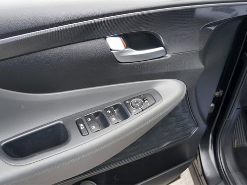 Used 2023 Hyundai Santa Fe SEL image 15