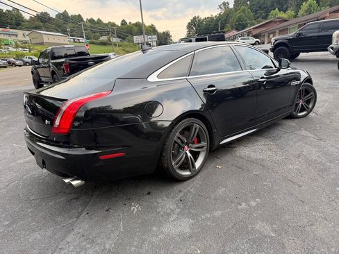 Used 2014 Jaguar XJ R LWB RWD image 35