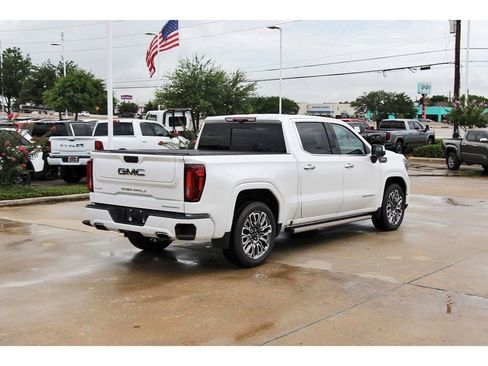 Used 2024 GMC Sierra 1500 Denali Ultimate AWD/4WD image 6