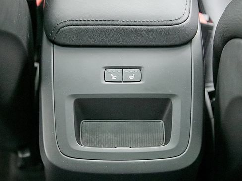 Certified 2023 Volvo XC60 T8 Plus w/ Climate Package image 23