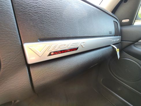 Used 2005 Dodge Ram 1500 Truck 2WD Quad Cab image 33