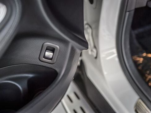 Used 2019 Mercedes-Benz GLC 300 image 47