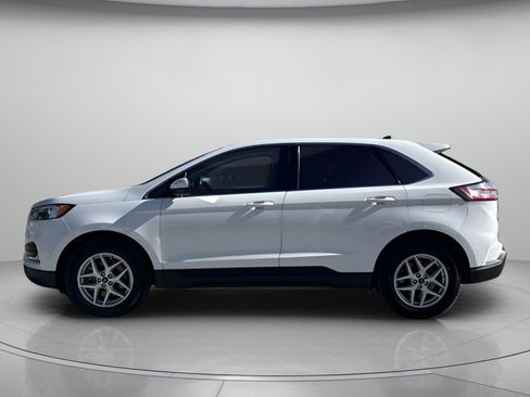 Certified 2022 Ford Edge SEL image 5