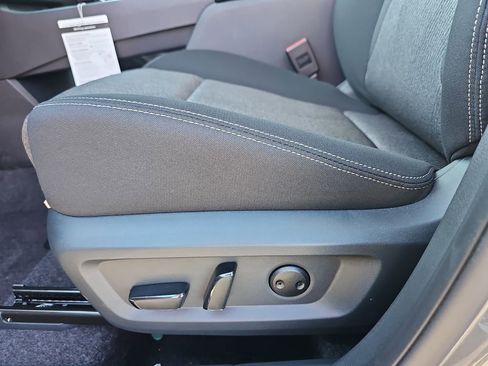 New 2026 Nissan Rogue SV image 32