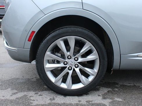 Used 2023 Buick Envision Avenir image 41