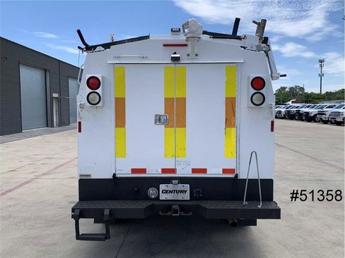 Used 2015 Chevrolet Silverado 3500 W/T image 7