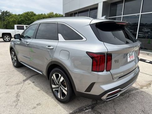 Used 2023 Kia Sorento SX Prestige AWD/4WD image 5
