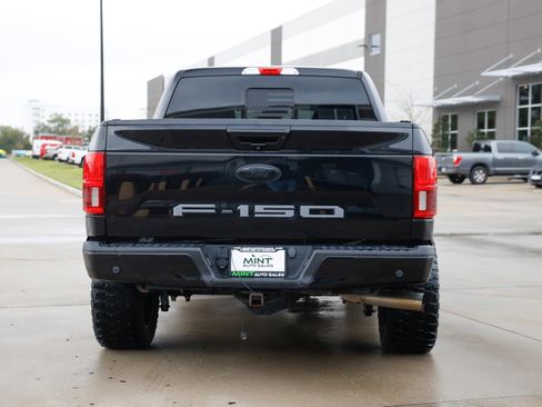 Used 2019 Ford F150 Lariat image 12