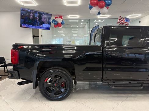 Used 2018 Chevrolet Silverado 1500 LTZ Z71 image 8