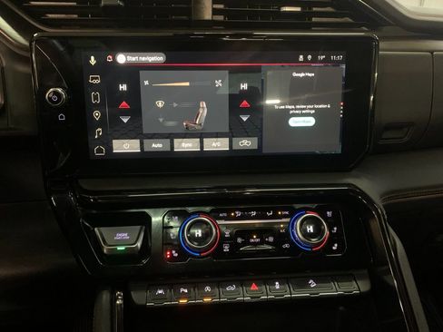 Used 2023 GMC Sierra 1500 AT4 w/ Technology Package image 23