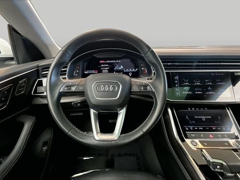 Used 2023 Audi Q8 Premium Plus w/ Premium Plus Package AWD/4WD image 6