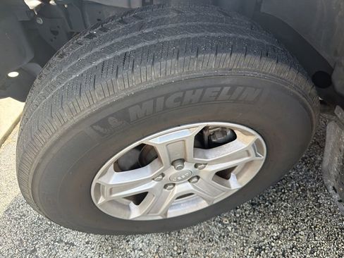 Used 2019 Jeep Wrangler Unlimited Sport S AWD/4WD image 15