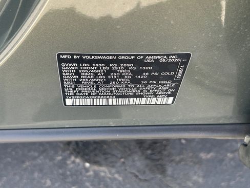 Certified 2025 Volkswagen Atlas SEL Premium R-Line AWD/4WD image 25