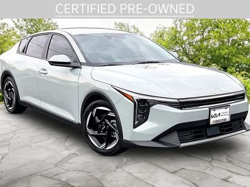Certified 2025 Kia K4 EX FWD image 10