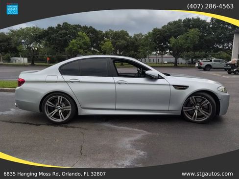 Used 2013 BMW M5 RWD image 6