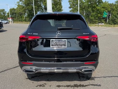 Used 2023 Mercedes-Benz GLC 300 4MATIC image 6