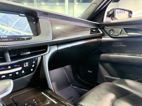 Used 2018 Cadillac CT6 Platinum AWD/4WD image 30
