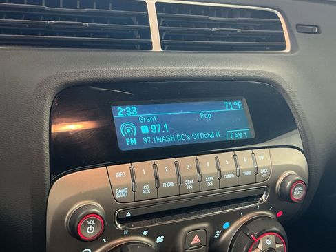 Used 2011 Chevrolet Camaro LS image 18