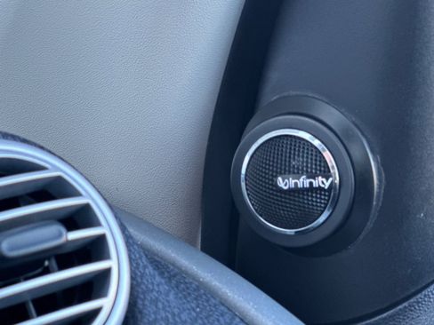 Used 2016 smart fortwo passion image 24