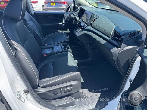 Used 2025 Honda Odyssey Elite image 28