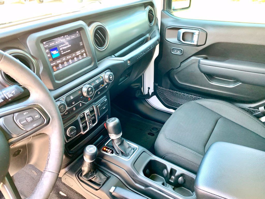 Used 2023 Jeep Wrangler Unlimited Sport AWD/4WD image 39