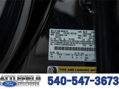 New 2025 Ford Expedition Active image 44