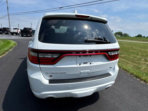 Used 2019 Dodge Durango R/T w/ Technology Group AWD/4WD image 8