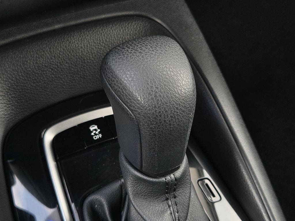 Used 2025 Toyota Corolla LE FWD image 20