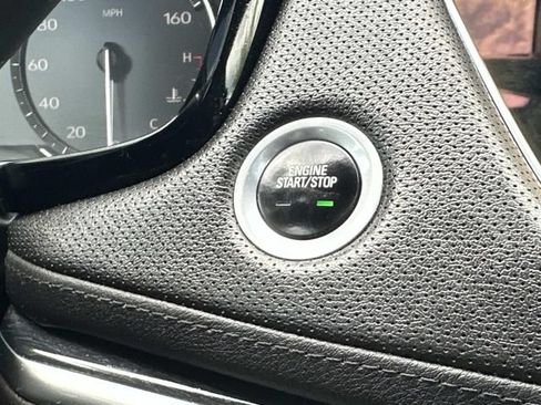 Used 2023 Cadillac XT5 Premium Luxury FWD image 27