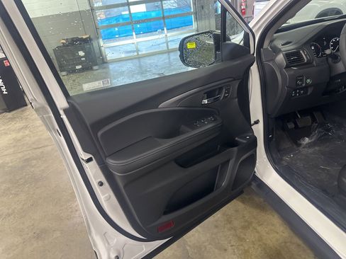 New 2026 Honda Ridgeline RTL image 17