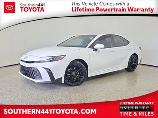 Used 2025 Toyota Camry SE FWD video 1
