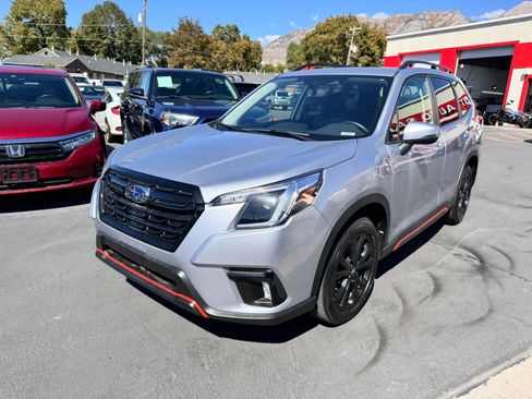 Used 2023 Subaru Forester Sport image 8