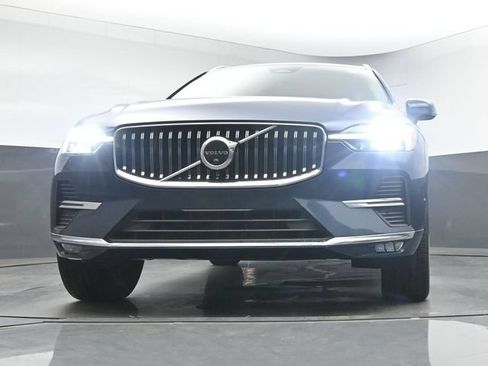 Used 2023 Volvo XC60 B5 Plus w/ Protection Package Premier FWD image 38