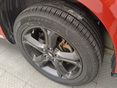 Used 2019 Dodge Journey Crossroad FWD image 31