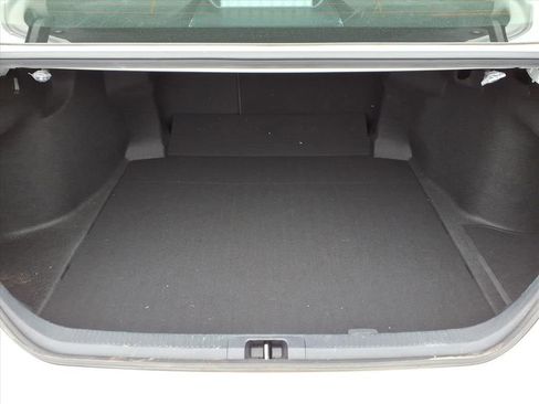 Certified 2022 Toyota Camry SE image 14