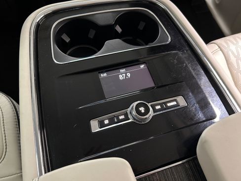 Used 2020 Lincoln Navigator Black Label AWD/4WD image 30