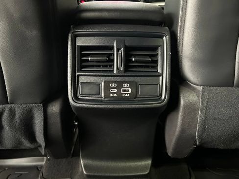 Used 2026 Subaru Forester Premium AWD/4WD image 23